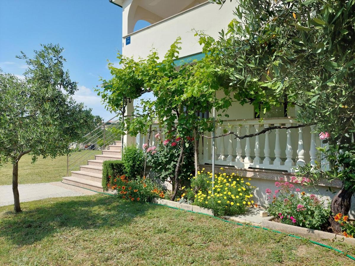 Apartments Vlašići Exterior foto